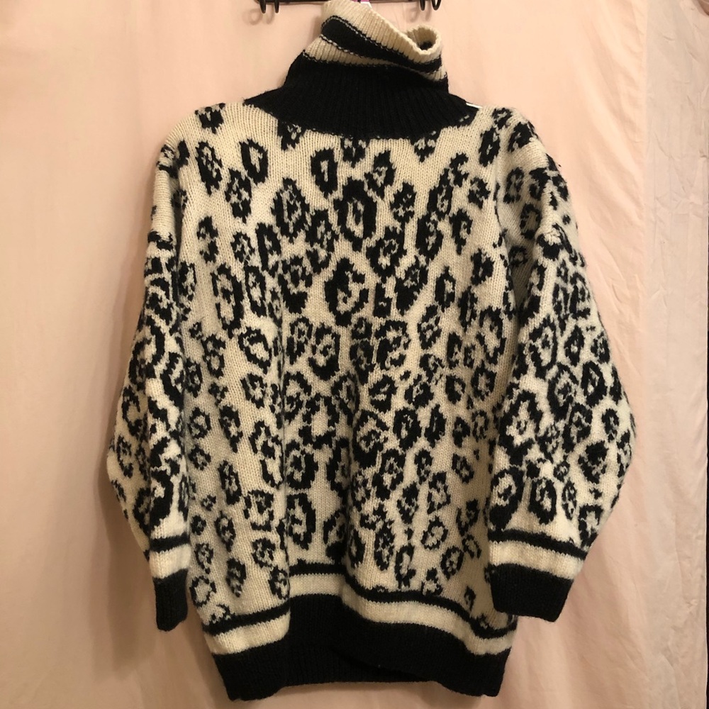 Vintage chunky leopard print sweater